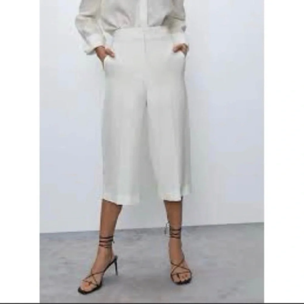 Babaton Aritzia Tahoma Blue Linen Blend Crop Pants Culottes S NWT Quiet Luxury